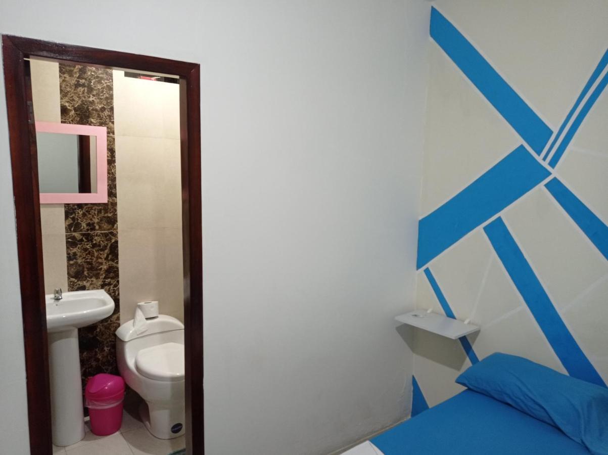 Hostal Venecia -Tu Casa En Manta. מראה חיצוני תמונה