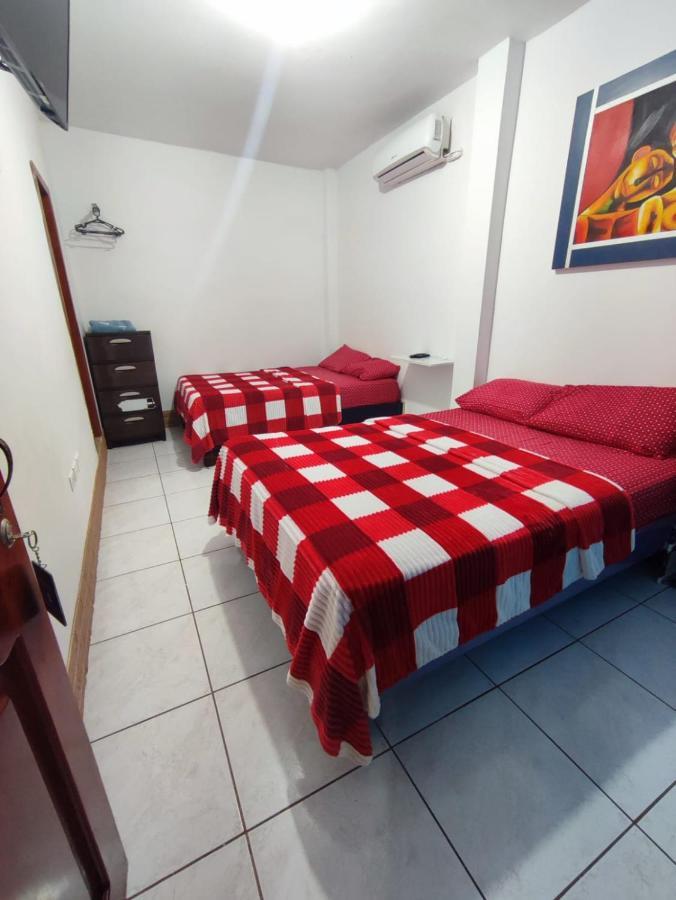 Hostal Venecia -Tu Casa En Manta. מראה חיצוני תמונה